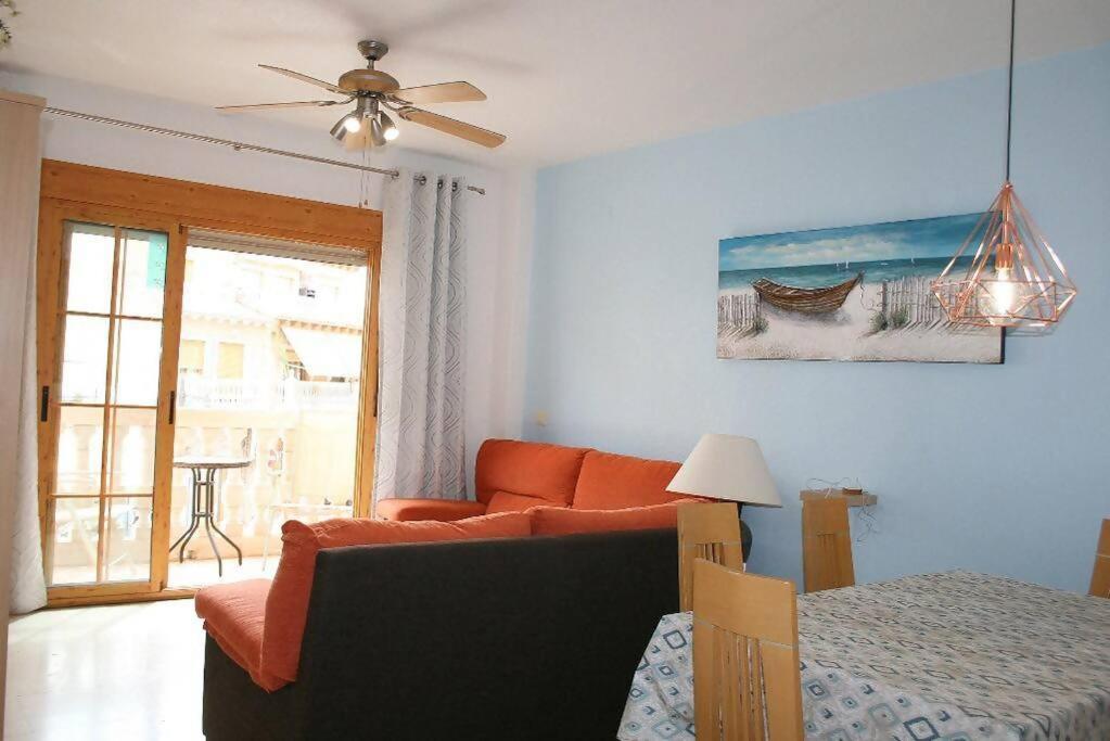 Beachside Apartment In The Centre Of เอลกัมเปโญ ภายนอก รูปภาพ